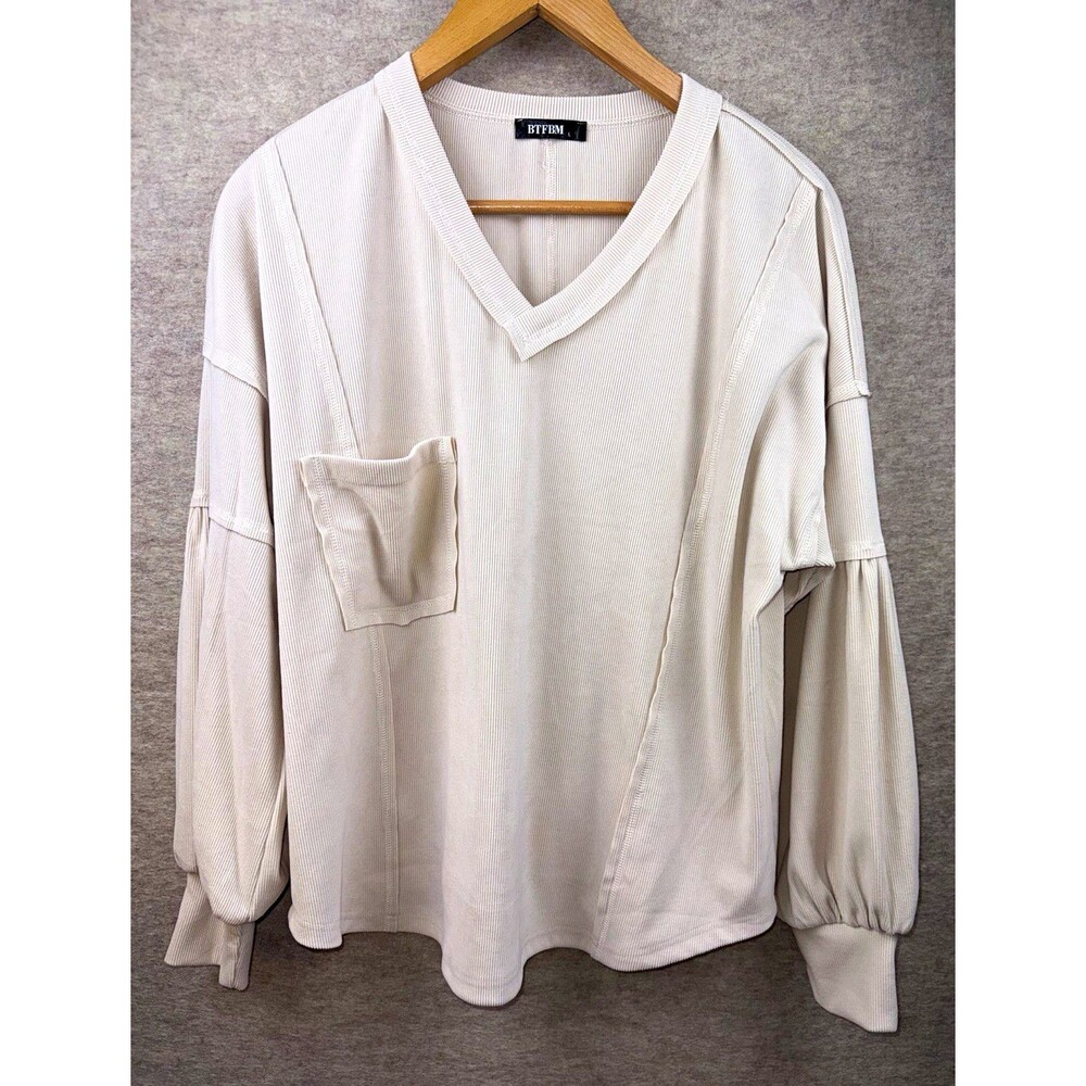 BTFBM Women’s Size L Ribbed Knit V-Neck Long Sleeve Pocket Top Beige